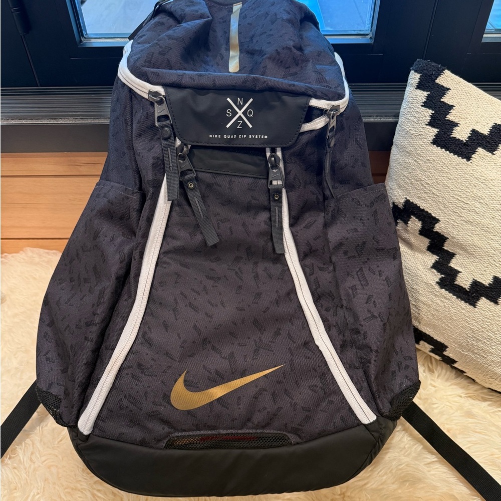 Nike Elite Max Air Team 2.0 Graphic Basketball Backpack- GOLD EDITION